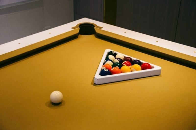 How to move a pool table Simple Moves